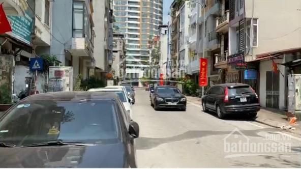 Cho thuê căn hộ dịch vụ 81m2 mặt phố Trích Sài giá chỉ 15 triệu/ 1 tháng